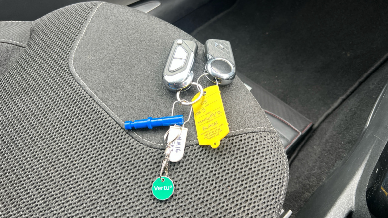 DS 3 1.2 PureTech 82 Chic 3dr Petrol Hatchback